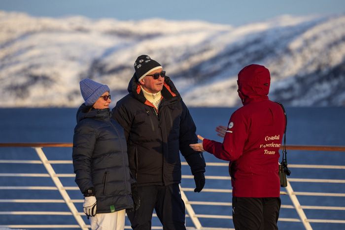 Shore excursions and activities on MS Midnatsol
